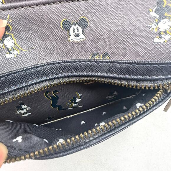 Loungefly Spooked Mickey Heart Logo Boxlunch Exclusive Mini Backpack - Picture 7 of 10
